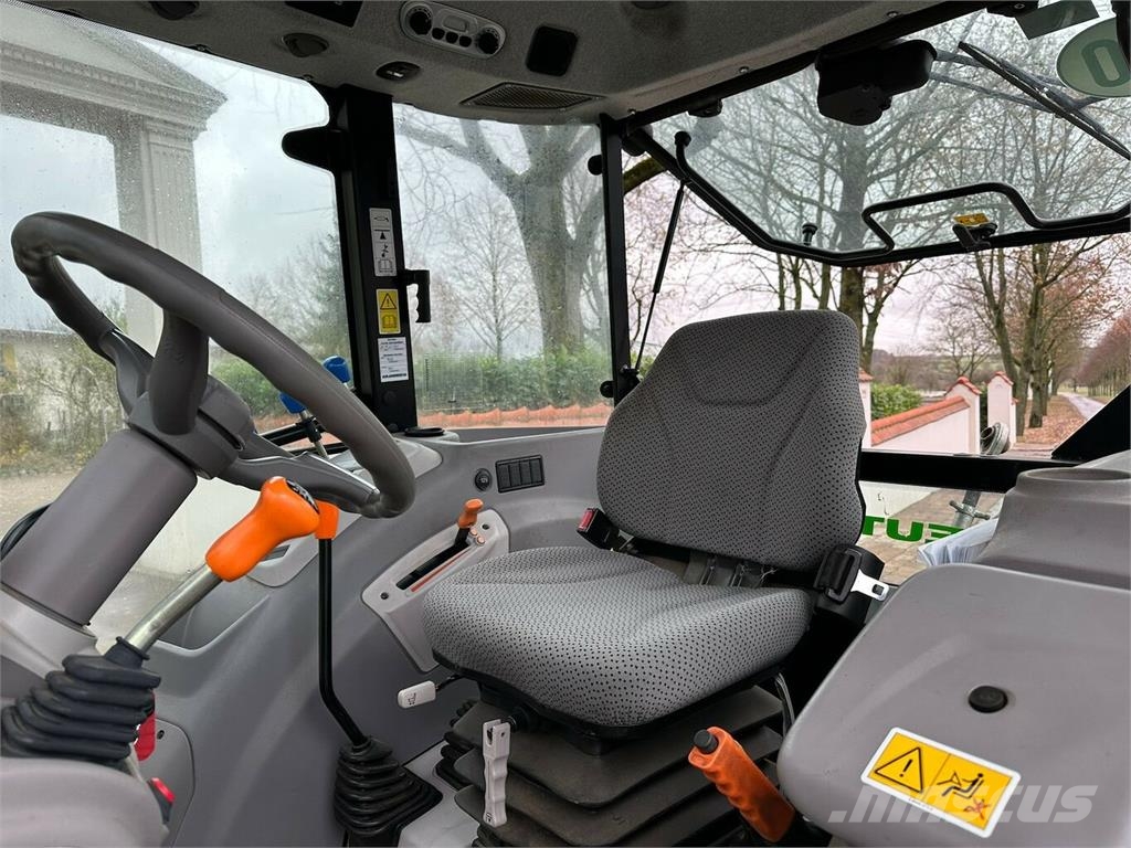 DEUTZ-FAHR 5070D Keyline... Traktorer