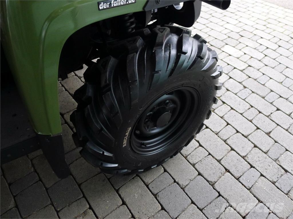 John Deere Gator XUV 855D 4-Sitzer... Tractors