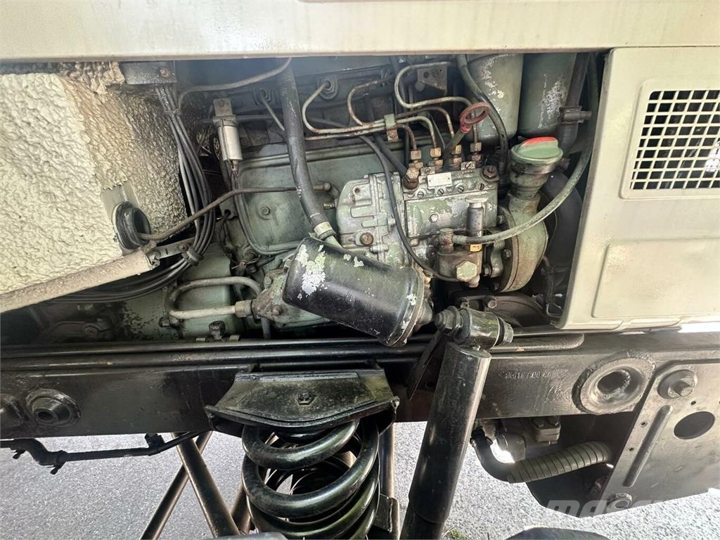MERCEDES-BENZ Trac 800 Agrarausführung... Tractoare