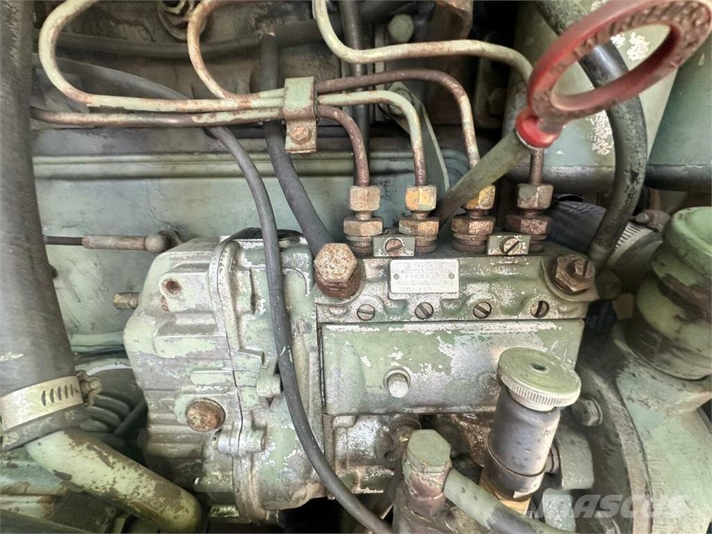 MERCEDES-BENZ Trac 800 Agrarausführung... Tractoare