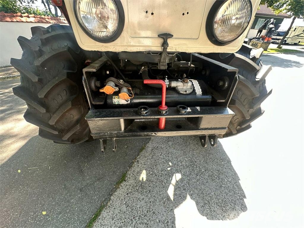 MERCEDES-BENZ Trac 800 Agrarausführung... Tractoare
