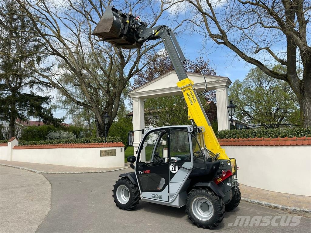 WACKER TH 412 Teleskoplader... مناولات متداخلة