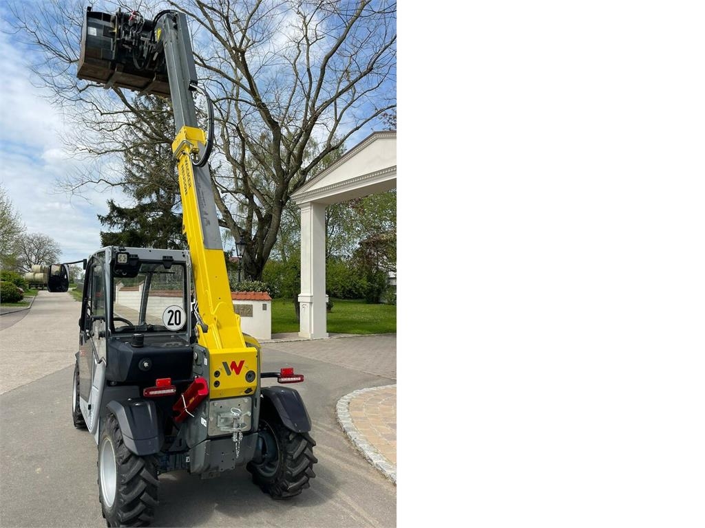 WACKER TH 412 Teleskoplader... مناولات متداخلة