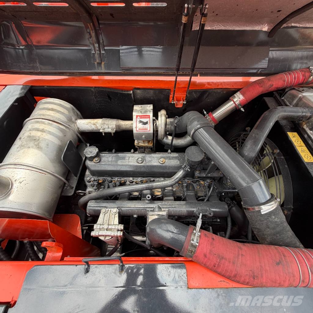 Doosan DX 225 LCA Kāpurķēžu ekskavatori