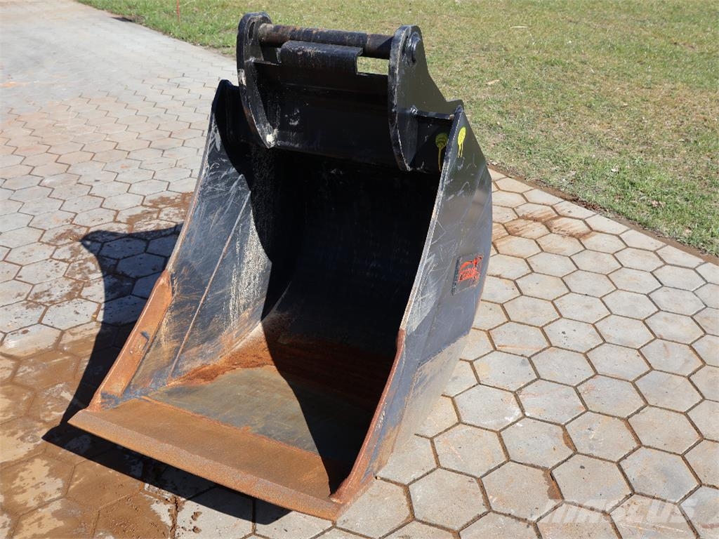 TIEFLÖFFEL 800 MM, CA. 61 Łyżki do koparek