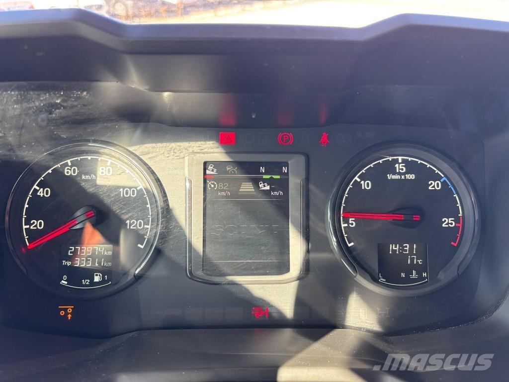 Scania P 500 6x2*4 9 TON FRONT AXLE / RETARDER Containerbil