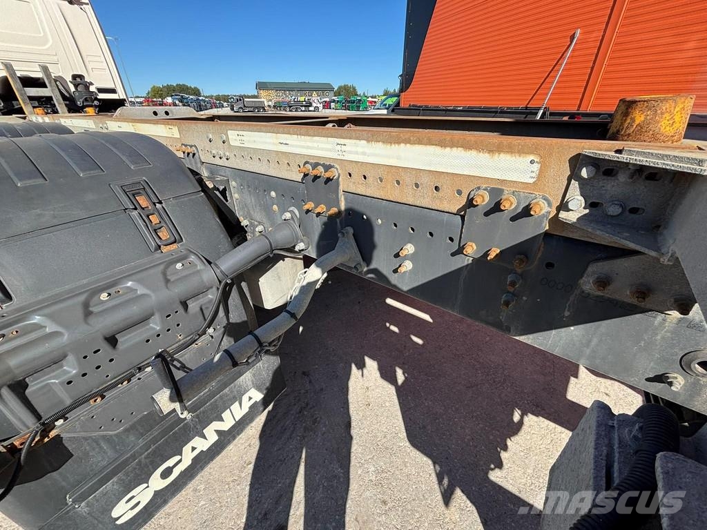 Scania P 500 6x2*4 9 TON FRONT AXLE / RETARDER Containerbil