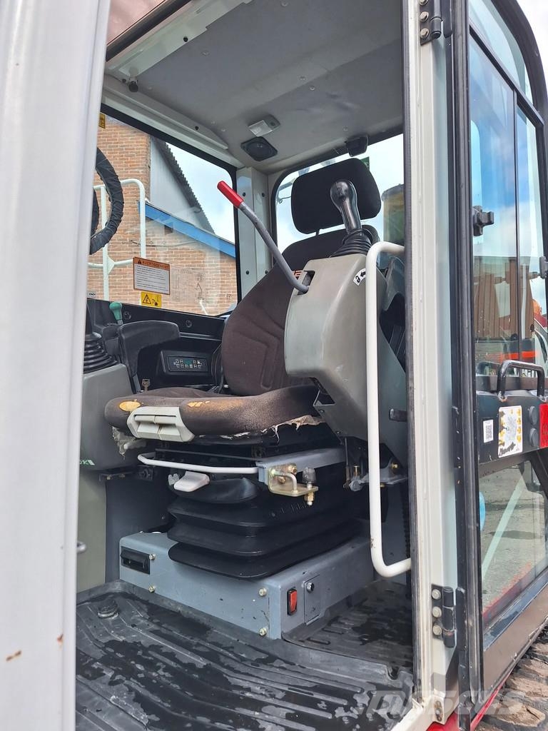 Takeuchi TB2150R Excavatoare pe șenile