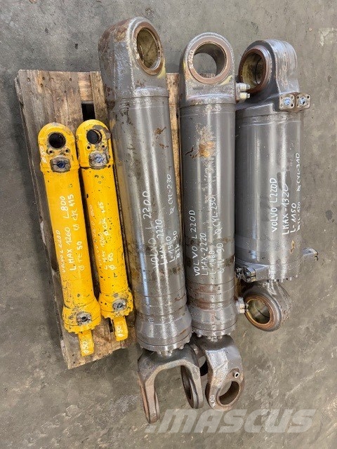 Volvo L 220 D COMPLET HYDRAULIC CYLINDER هيدروليات