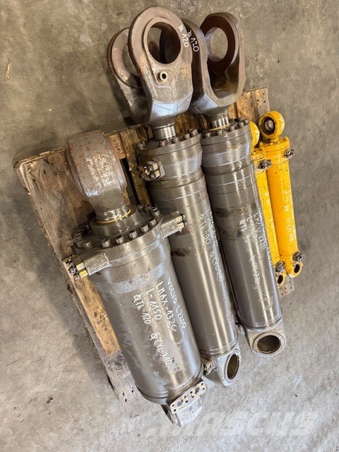 Volvo L 220 D COMPLET HYDRAULIC CYLINDER هيدروليات