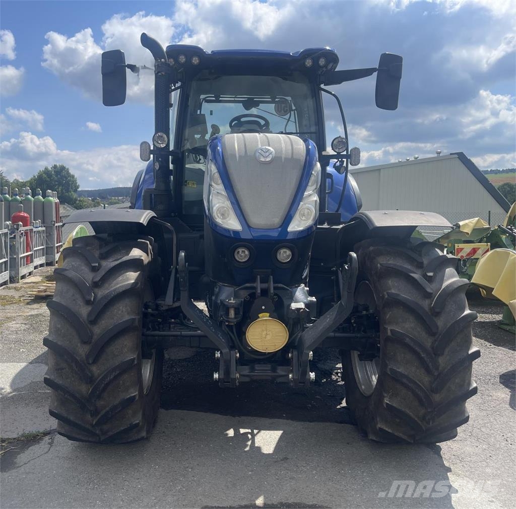 New Holland T 7.225 AC الجرارات
