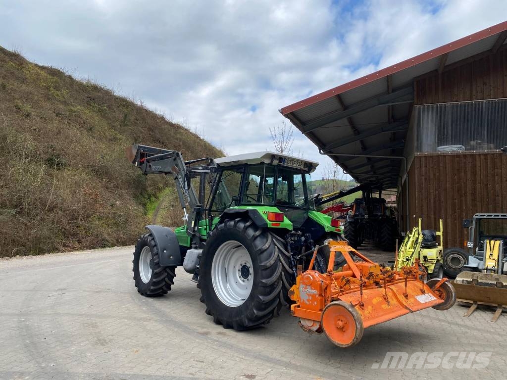 Deutz-Fahr 6. 38 Schlepper 曳引機