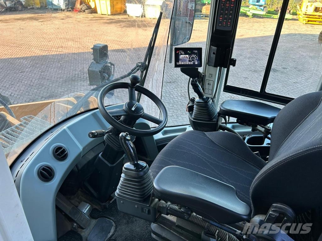 Liebherr L566 Rataslaadurid