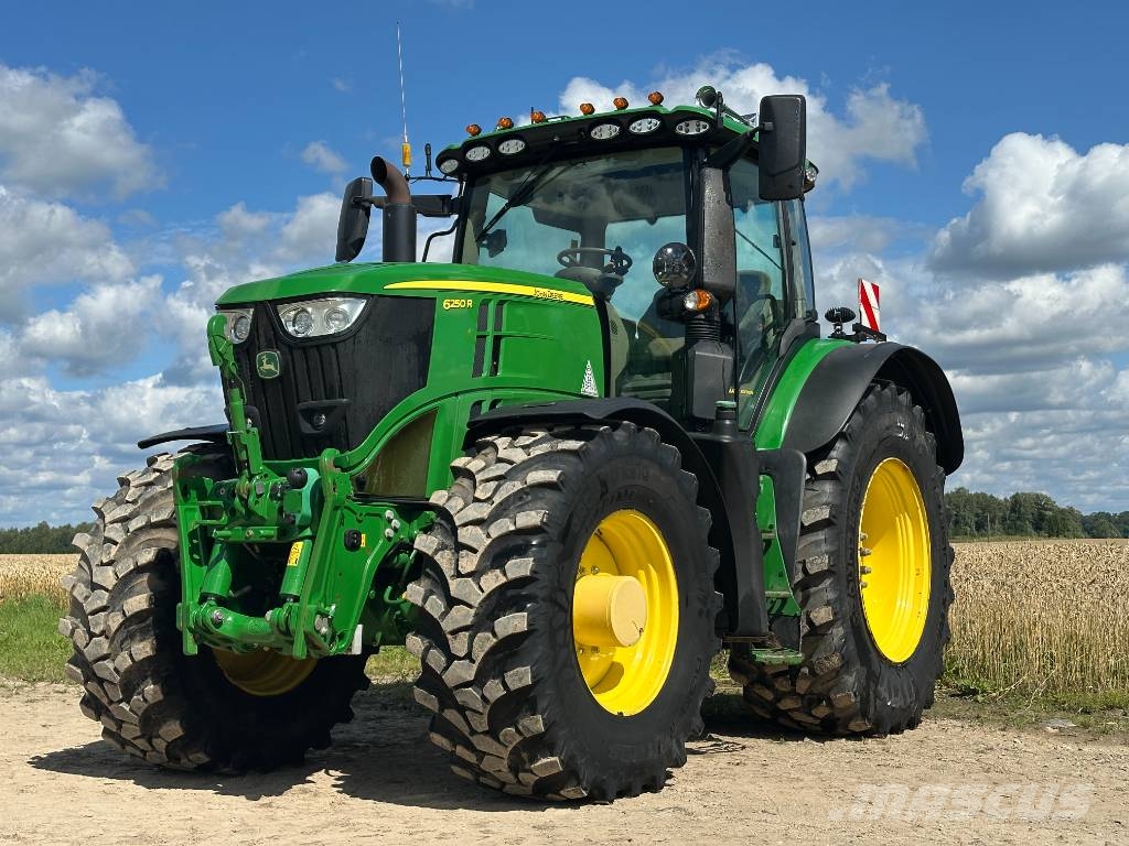 John Deere 6250 R Ultimate Edition الجرارات