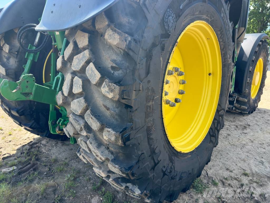 John Deere 6250 R Ultimate Edition الجرارات