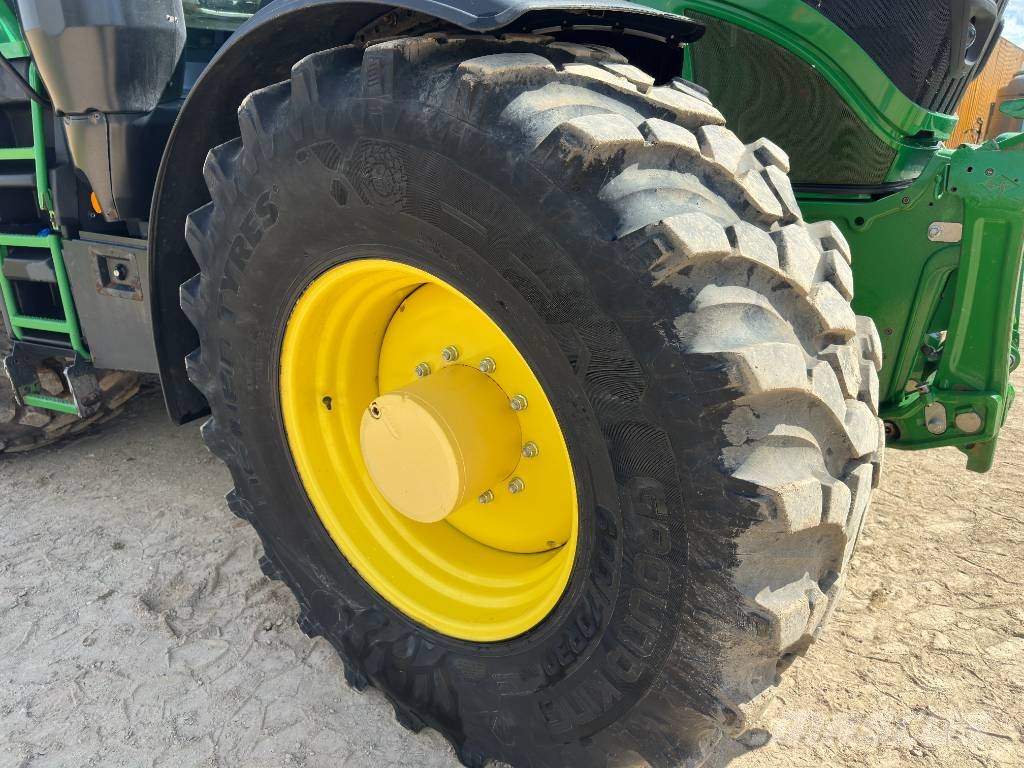 John Deere 6250 R Ultimate Edition الجرارات