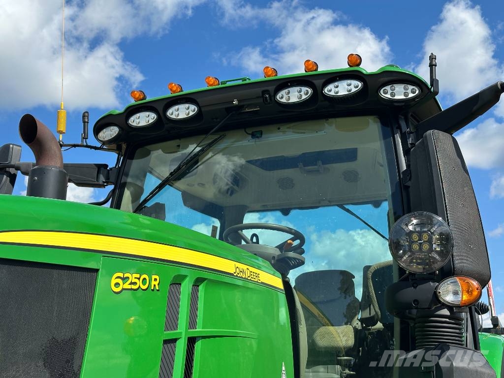 John Deere 6250 R Ultimate Edition الجرارات