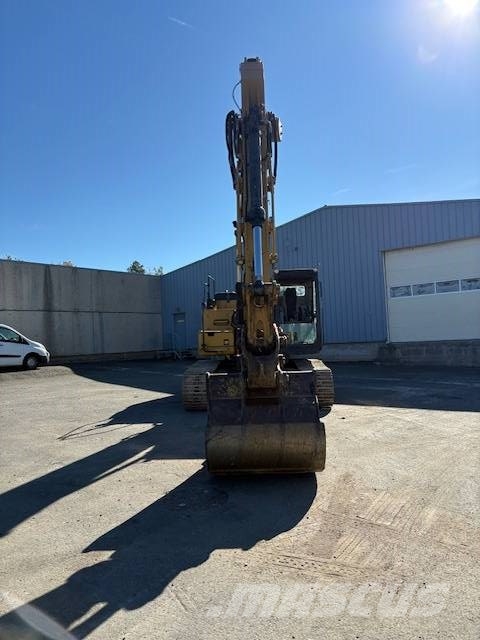 CAT 323 F L Pelle sur chenilles