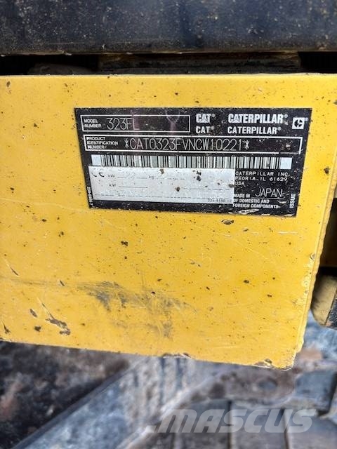 CAT 323 F L Pelle sur chenilles