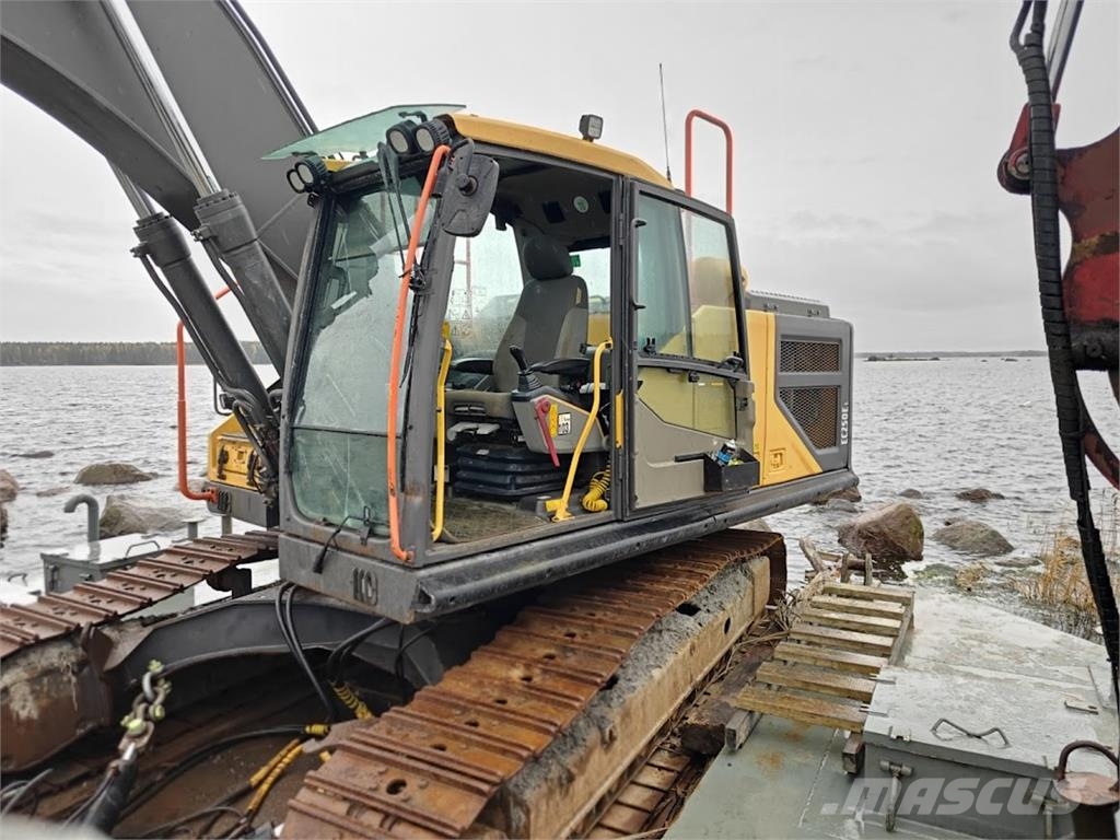  Ruoppausproomu, hinaaja + Volvo EC250EL Ruoppauspr Barje si pontoane