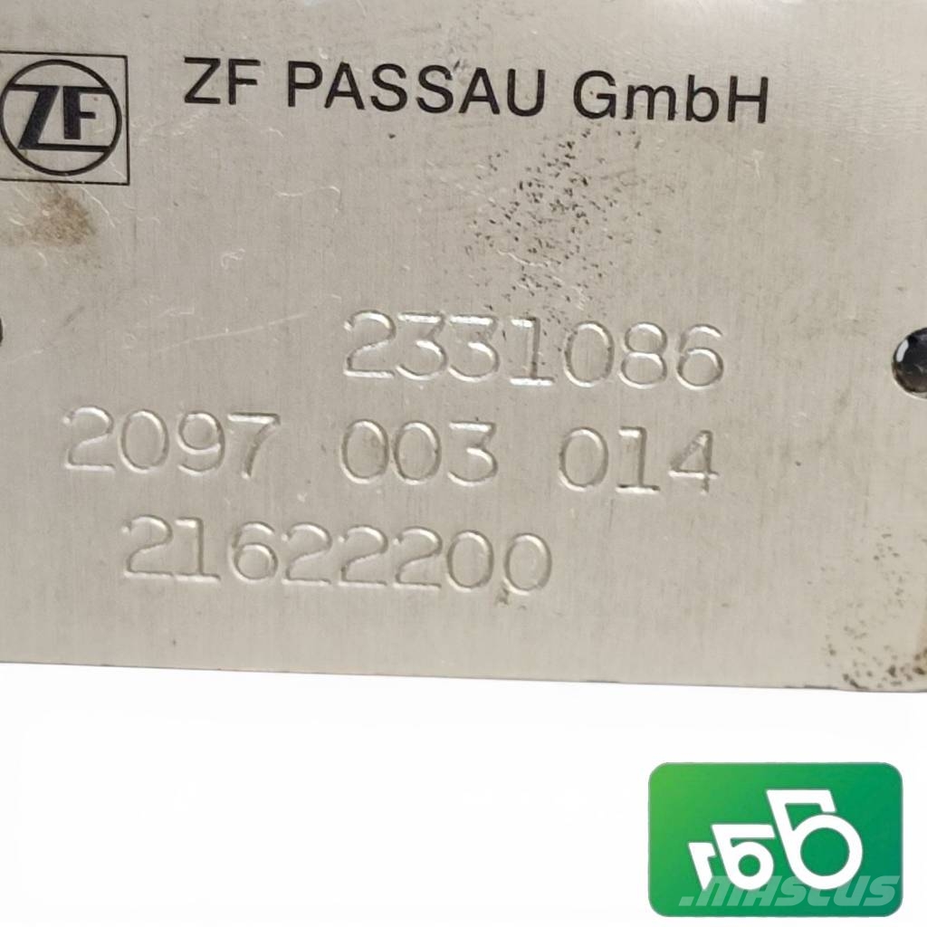 CLAAS Axion C-Matic Gearbox ZF 2097 003 014 Transmisiones