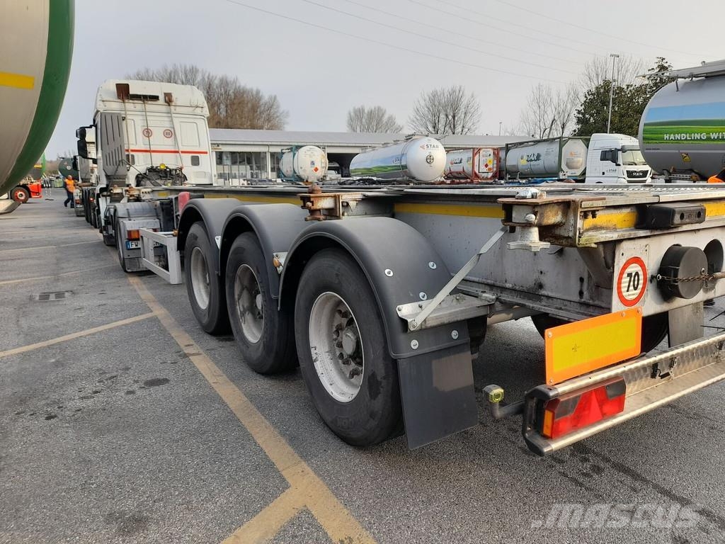 Menci SL Semi-trailer med containerramme