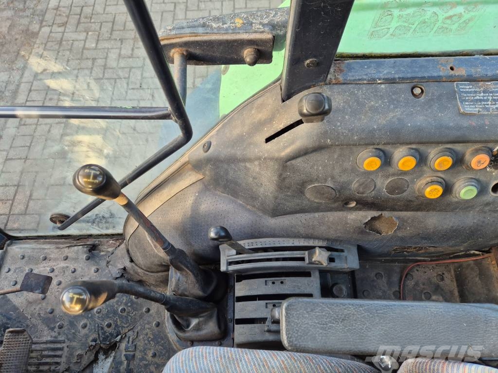 Deutz DX 3.90 Traktorji