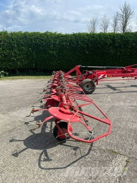 Lely 1250 PROFI TEDDER Rakes and tedders