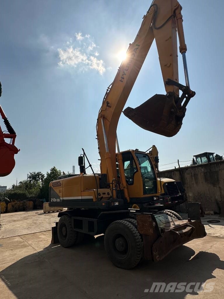Hyundai 210W-9S Excavadoras de ruedas