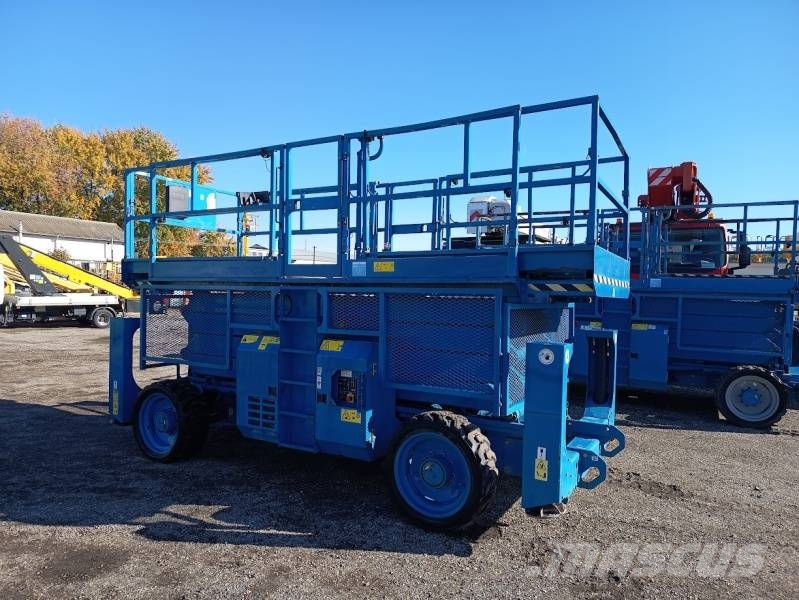 Genie GS4390 - 15,11m, diesel, 4x4 Käärtõstukid