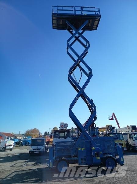 Genie GS4390 - 15,11m, diesel, 4x4 Käärtõstukid
