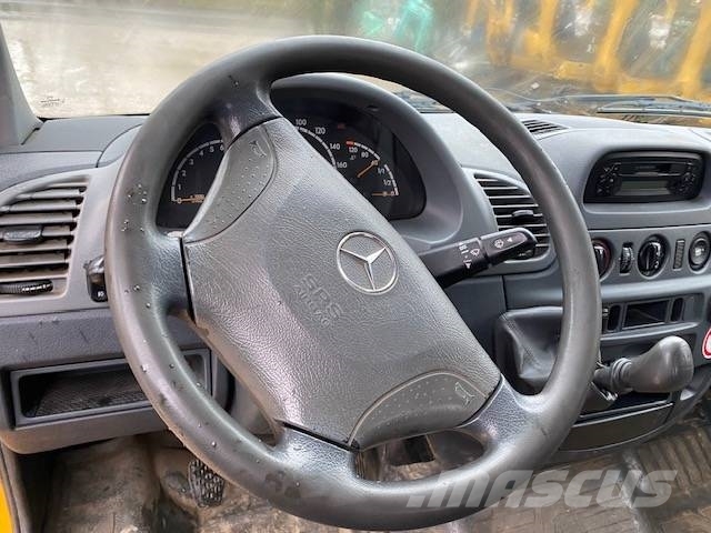 Mercedes-Benz 211 CDI B2C 平台