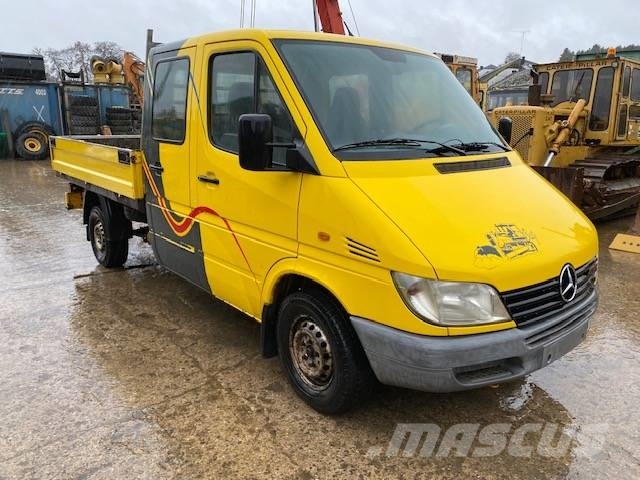 Mercedes-Benz 211 CDI B2C 平台