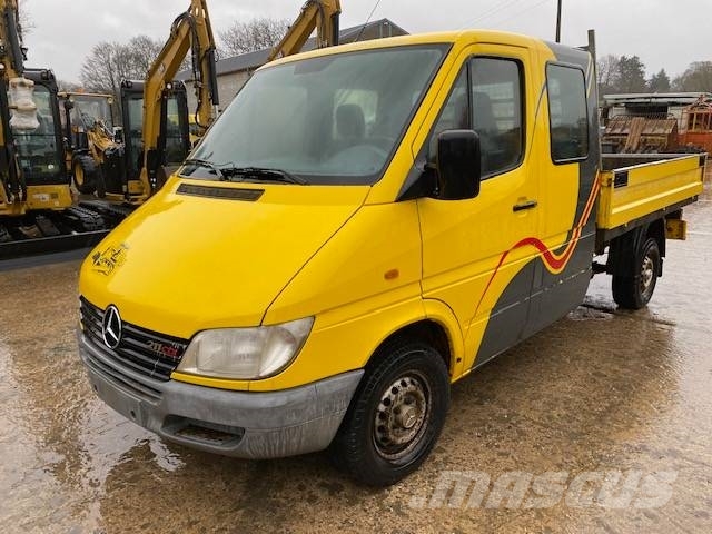 Mercedes-Benz 211 CDI B2C 平台