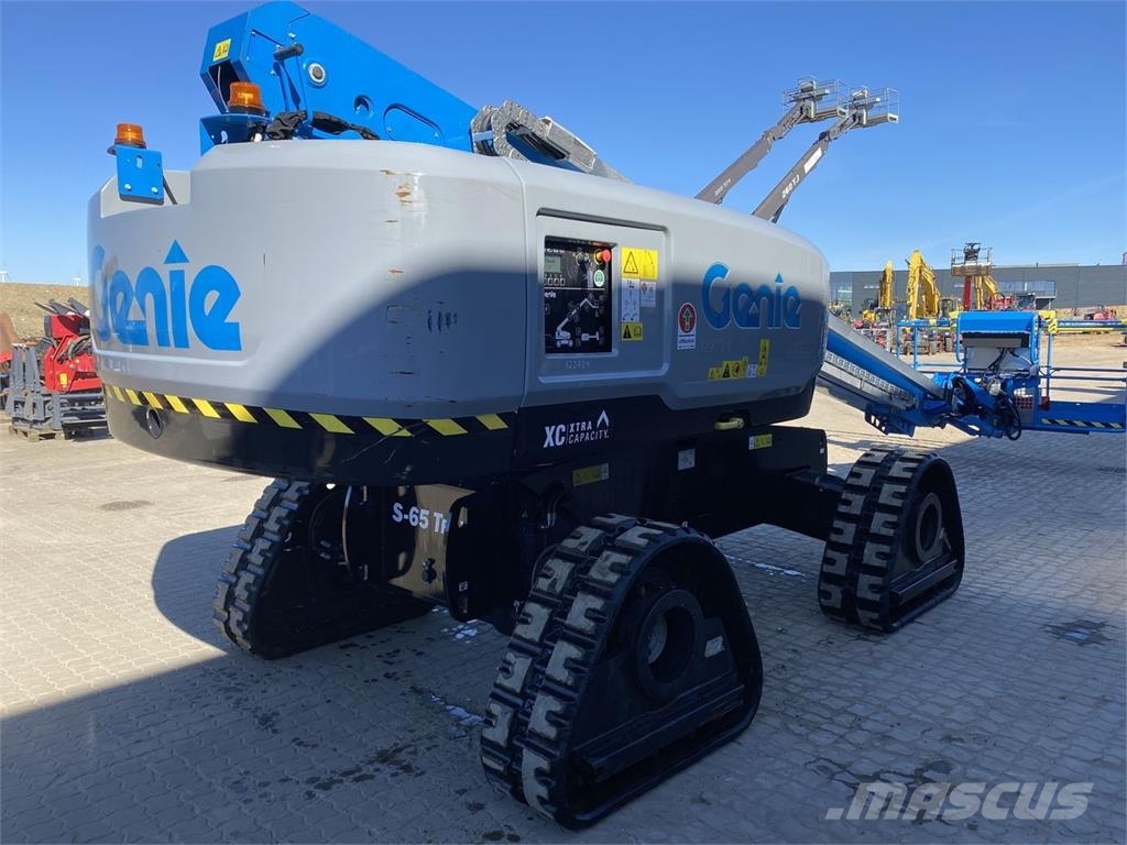Genie S-65 TRAX رافعات سلة مفصلية