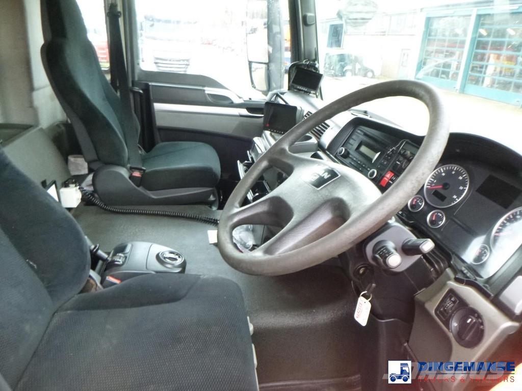 MAN TGS 26.360 6X2 RHD + PM 50025 Mobiilinosturit