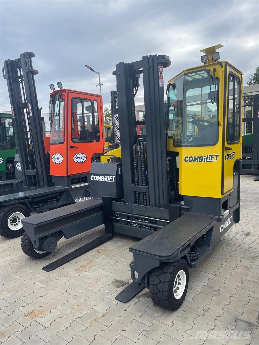 Combilift C4000 | DIESEL | TRIPLEX 6000MM | WOLNY SKOK | POZ Nelitietrukit