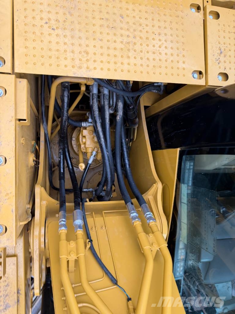CAT 315 C L 3000 units excavators in stock 대형 굴삭기 29톤 이상