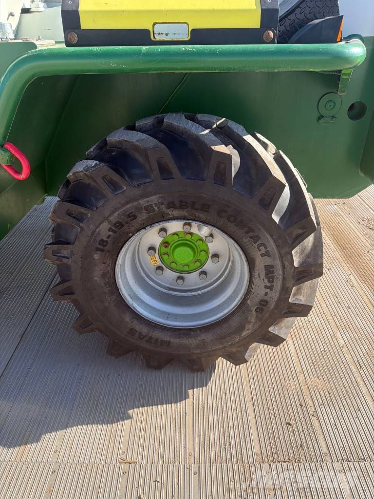 Merlo P 72.10 Teleskopiskie manipulatori