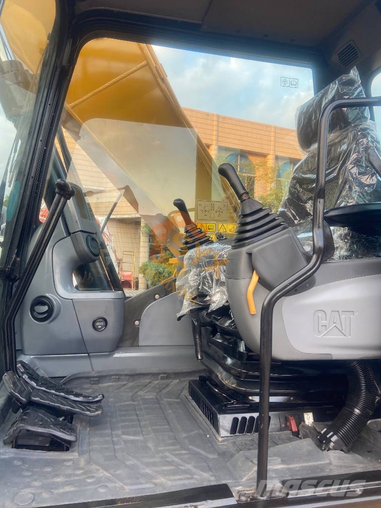 CAT 320 D 履带挖掘机