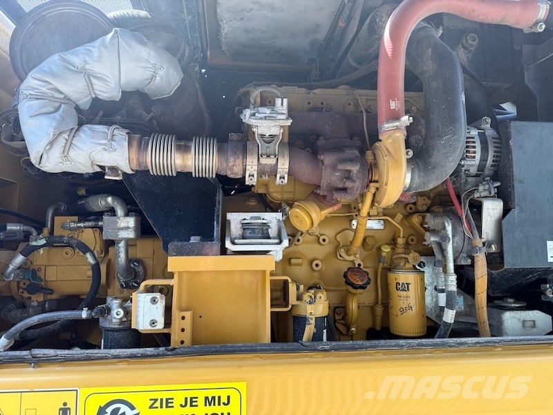 CAT M314F Bageri točkaši