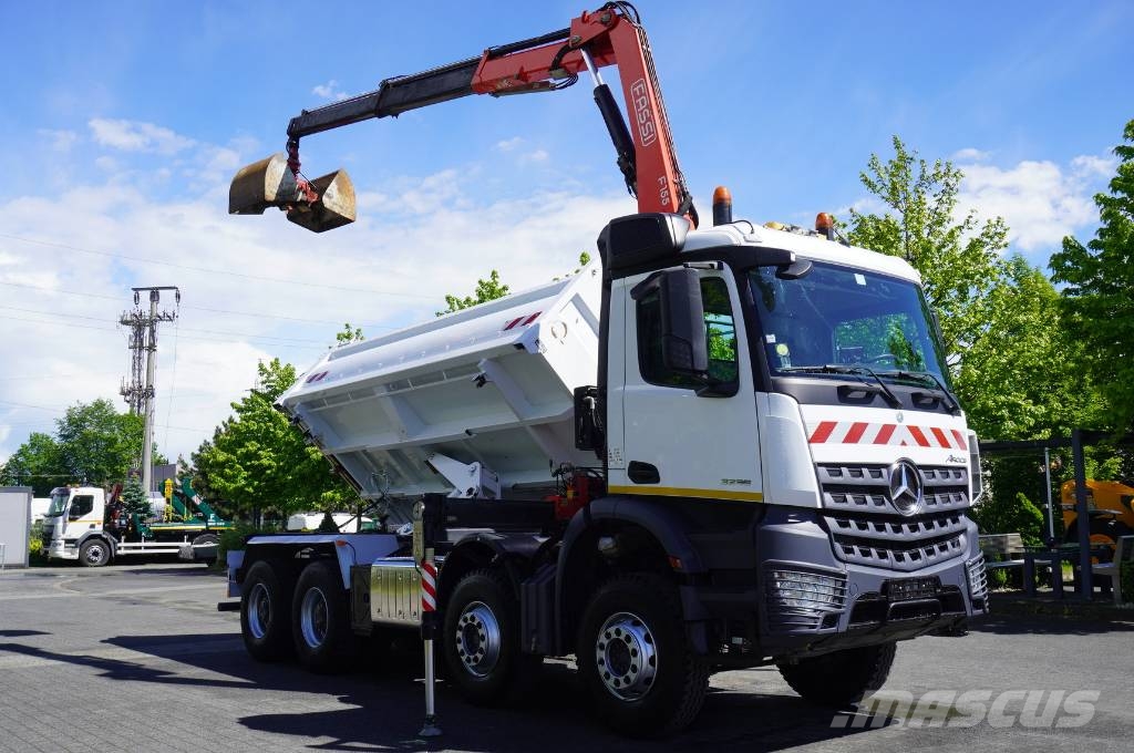 Mercedes-Benz Arocs 3236 8x4 / HDS Fassi F155A.0.22 / 3 units Camiões basculantes