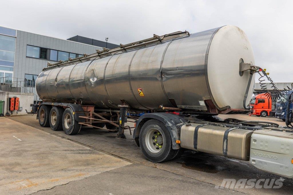 BSL STC1 - 28.000 L Cisternos puspriekabės