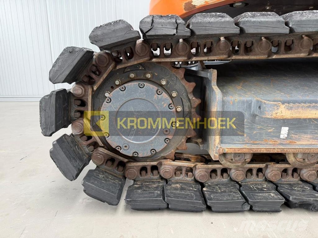 Doosan DX 140 LCR-7 Bageri guseničari