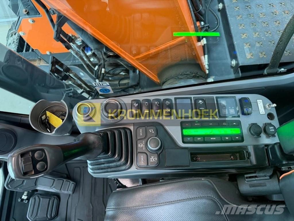 Doosan DX 140 LCR-7 Bageri guseničari