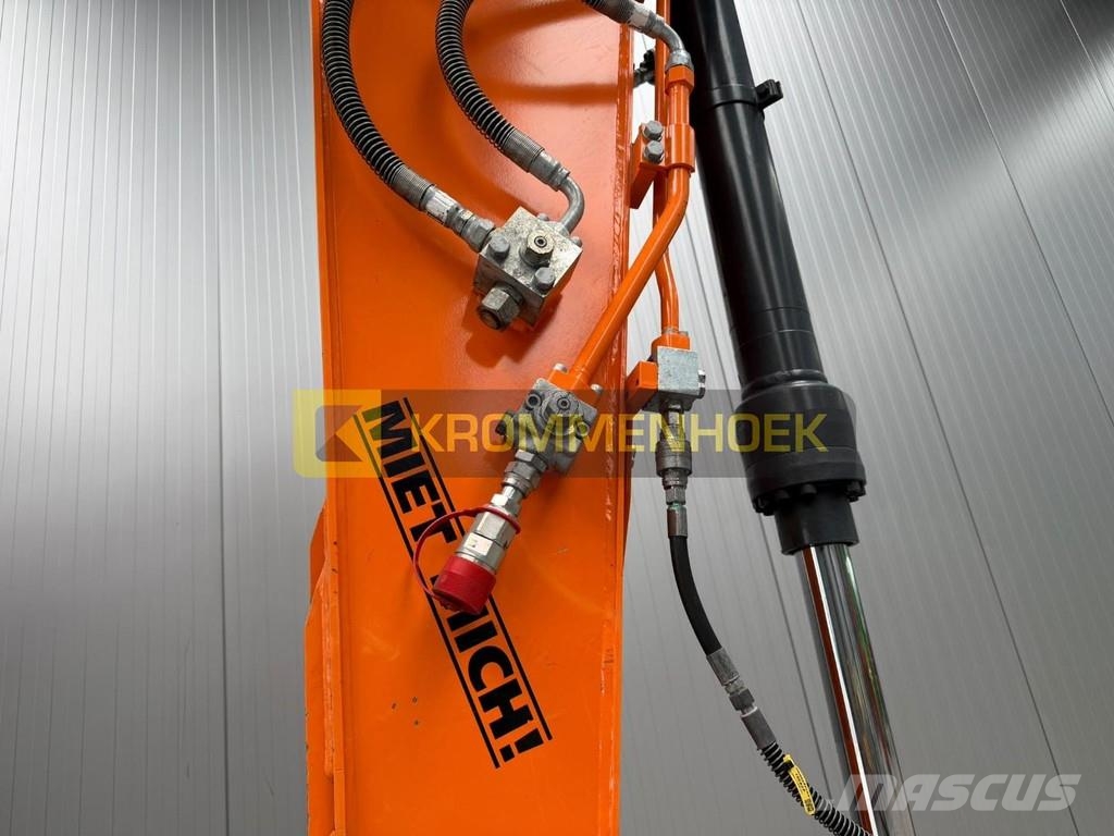 Doosan DX 140 LCR-7 Bageri guseničari