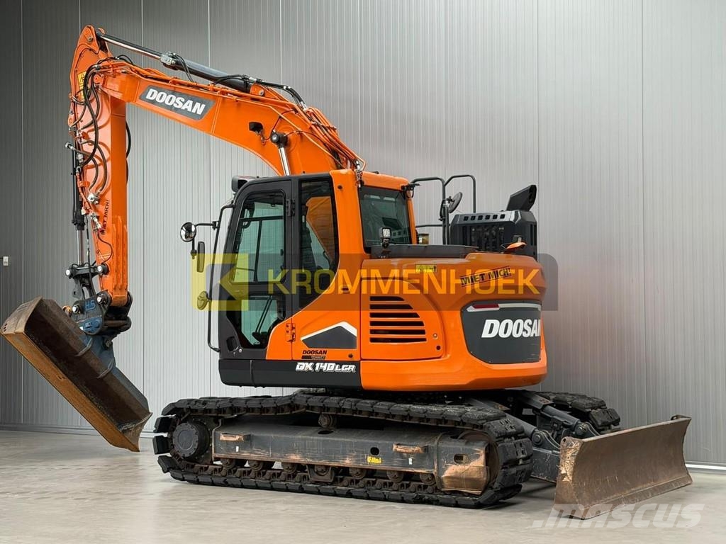 Doosan DX 140 LCR-7 Bageri guseničari