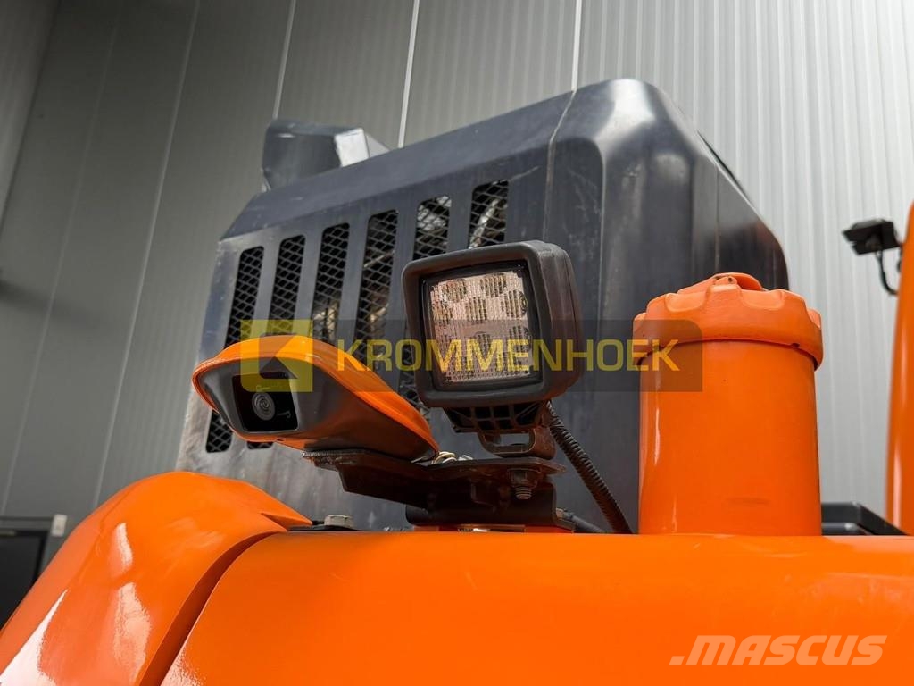 Doosan DX 140 LCR-7 Bageri guseničari