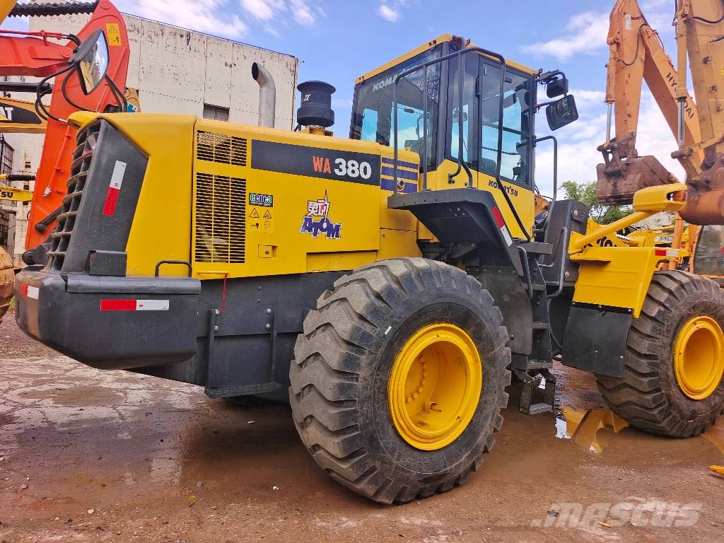 Komatsu WA 380 - 28th Anniversary Promotion Price لوادر بعجل