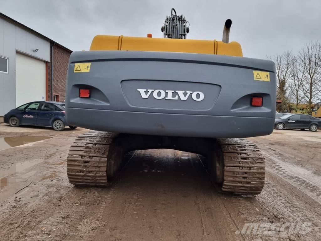 Volvo EC 460 B LC Roomikekskavaatorid